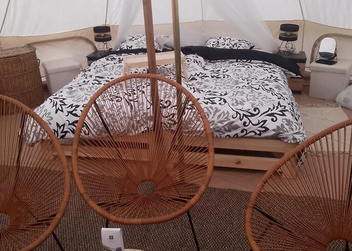 Zew Natury Campo de lujo Broda